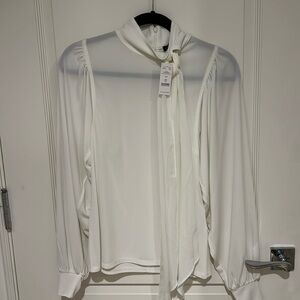 White House, Black market white blouse